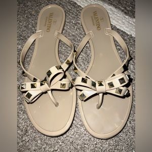 COPY - Gently used Valentino sandals. Good condition